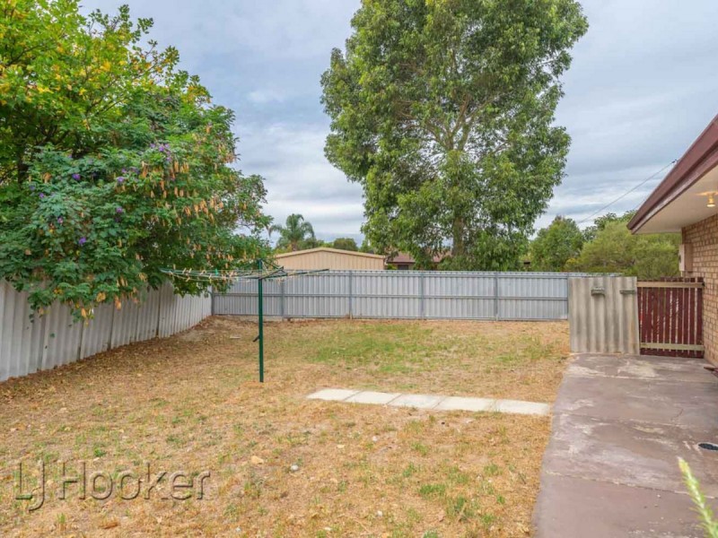 15 Kingston Place, Midland WA 6056