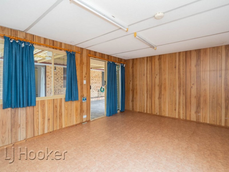 15 Kingston Place, Midland WA 6056