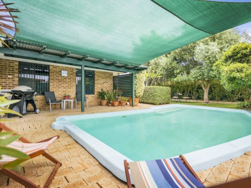 9 Hicks Street, Leeming WA 6149