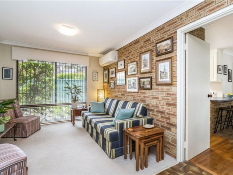 9 Hicks Street, Leeming WA 6149