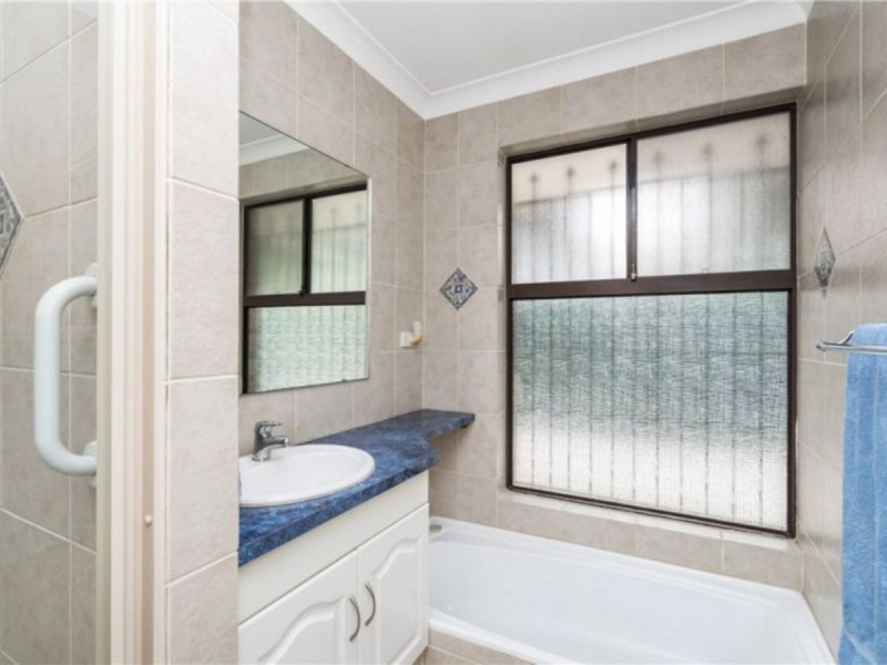 9 Hicks Street, Leeming WA 6149