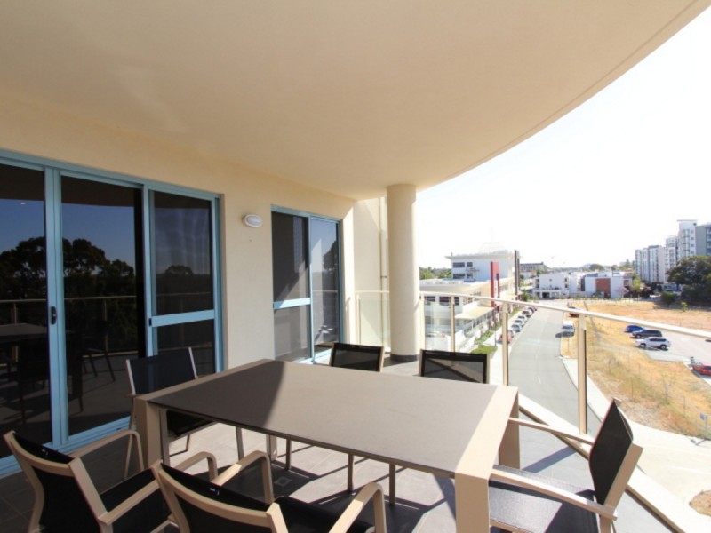 8/1 Tanunda Drive, Rivervale WA 6103