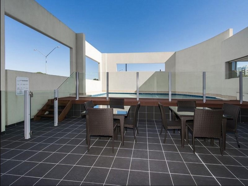 8/1 Tanunda Drive, Rivervale WA 6103