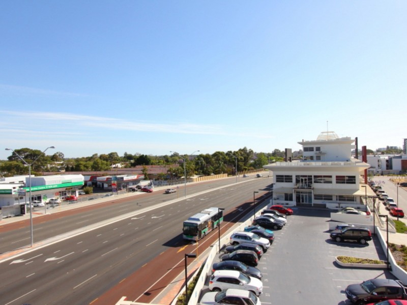 8/1 Tanunda Drive, Rivervale WA 6103