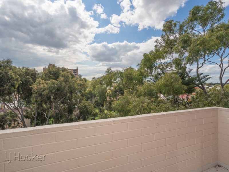 73/12 Tenth Avenue, Maylands WA 6051