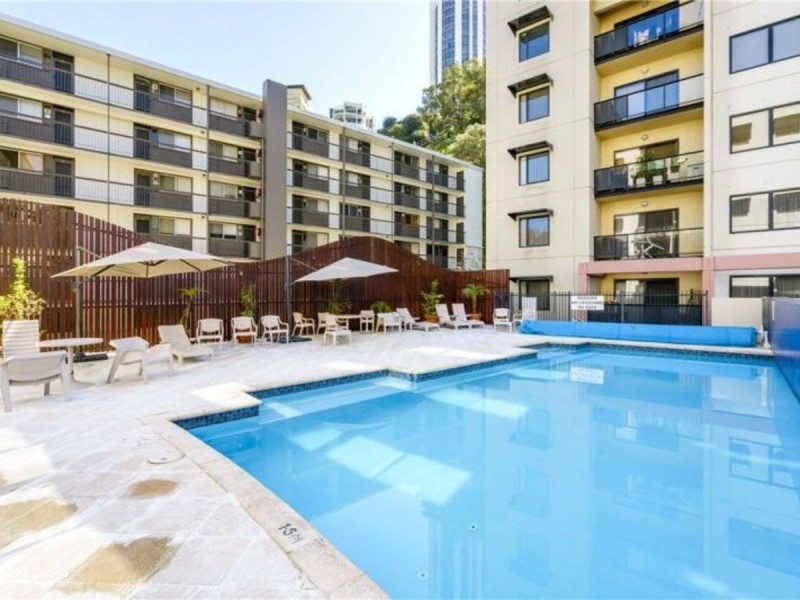 412 126 Mounts Bay Road, Perth WA 6000