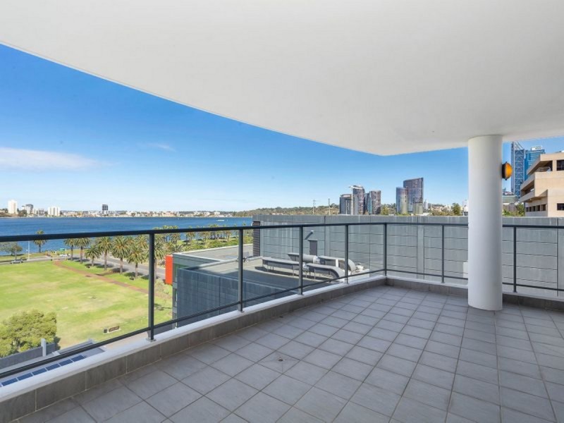 94/132 Terrace Road, Perth WA 6000