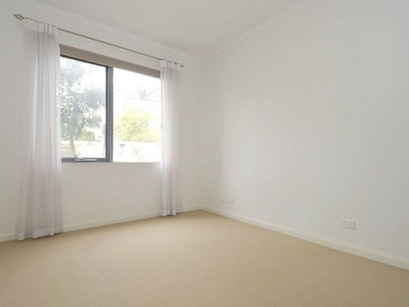 1/1 Erskine Link, East Perth WA 6004