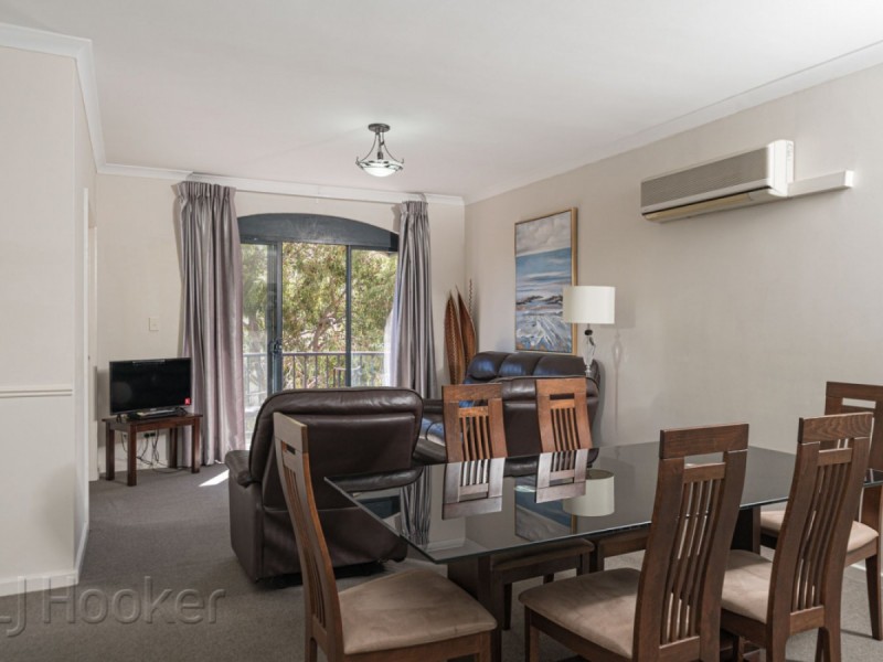 10/11 Regal Place, East Perth WA 6004