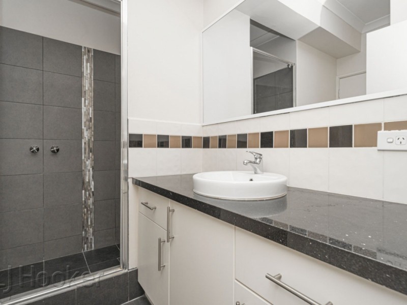 10/11 Regal Place, East Perth WA 6004
