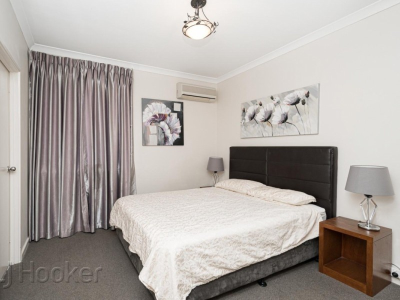 10/11 Regal Place, East Perth WA 6004