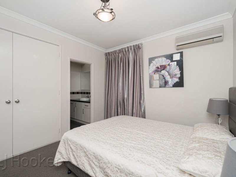 10/11 Regal Place, East Perth WA 6004