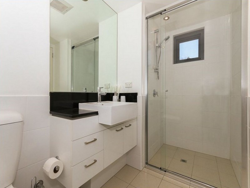 190/143 Adelaide Terrace, East Perth WA 6004