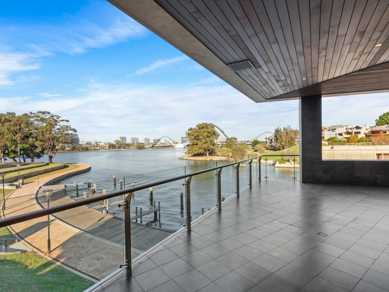 2/11 Brown Street, East Perth WA 6004