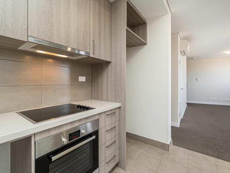 101/18 Cecil Avenue, Cannington WA 6107