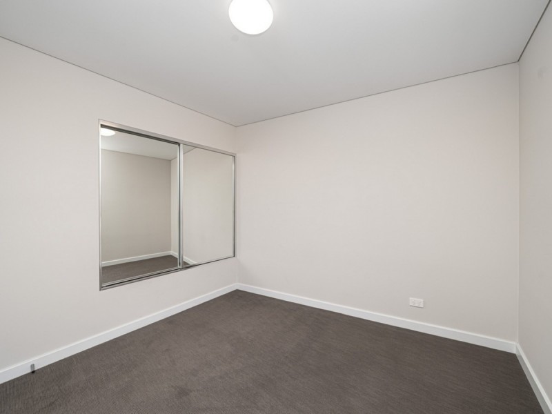 101/18 Cecil Avenue, Cannington WA 6107