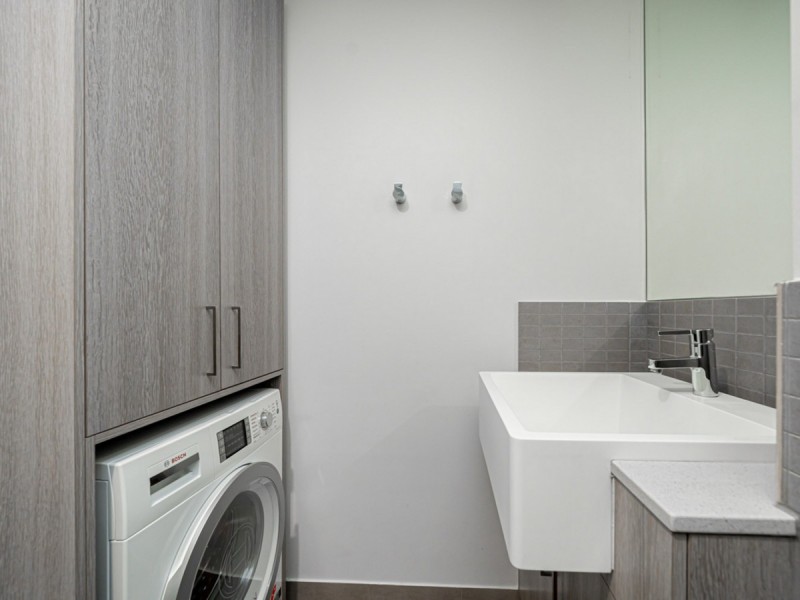 101/18 Cecil Avenue, Cannington WA 6107