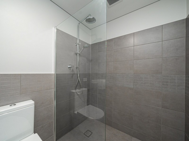 101/18 Cecil Avenue, Cannington WA 6107