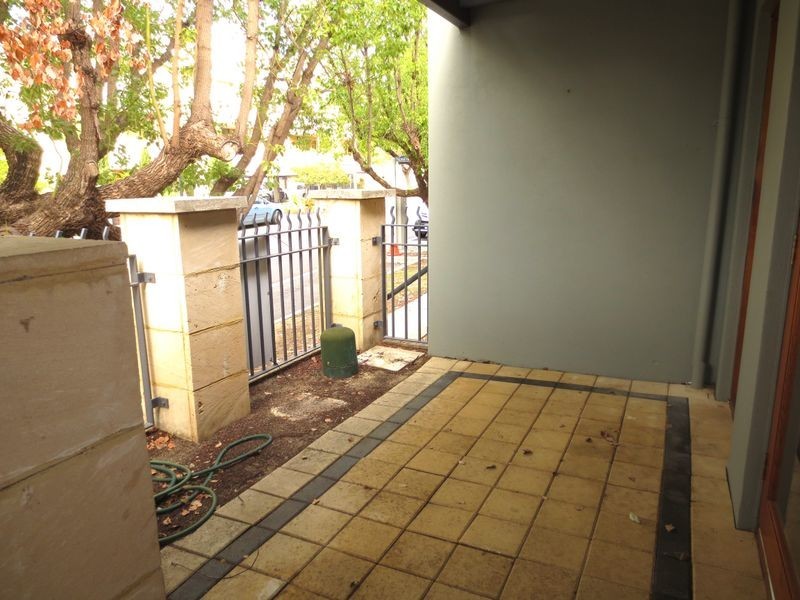 12 Constitution Street, East Perth WA 6004