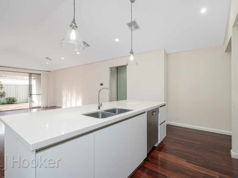 9A Piper Place, Bateman WA 6150