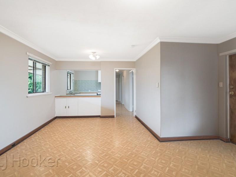 19 Devenish Road, Lockridge WA 6054