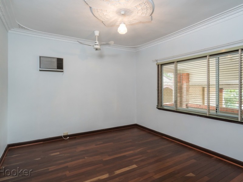 31 Kitchener Avenue, Bayswater WA 6053