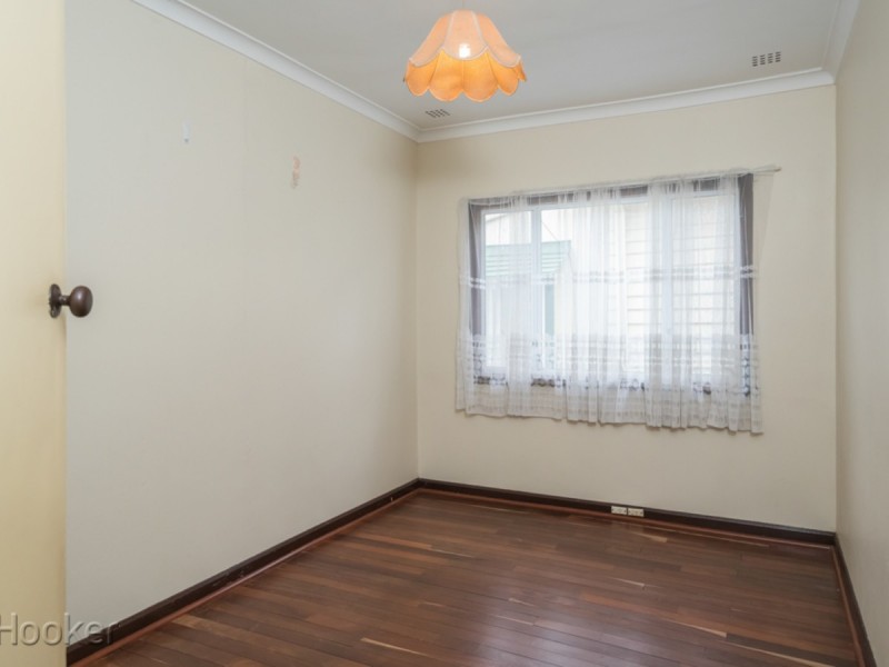 31 Kitchener Avenue, Bayswater WA 6053