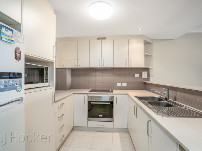 62/18 Wellington Street, East Perth WA 6004