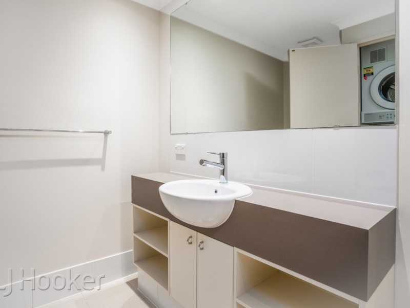 62/18 Wellington Street, East Perth WA 6004