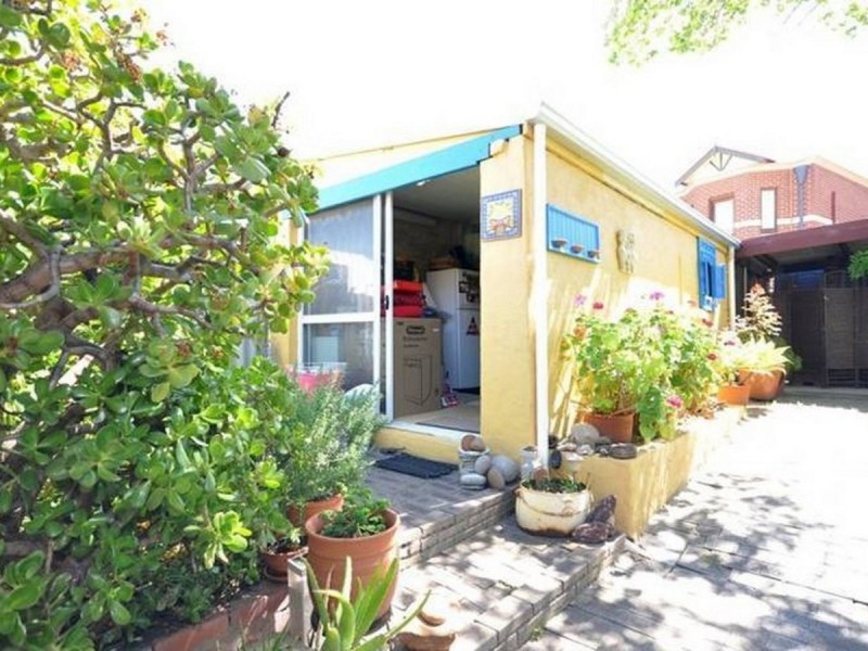 9 Throssell Street, Perth WA 6000