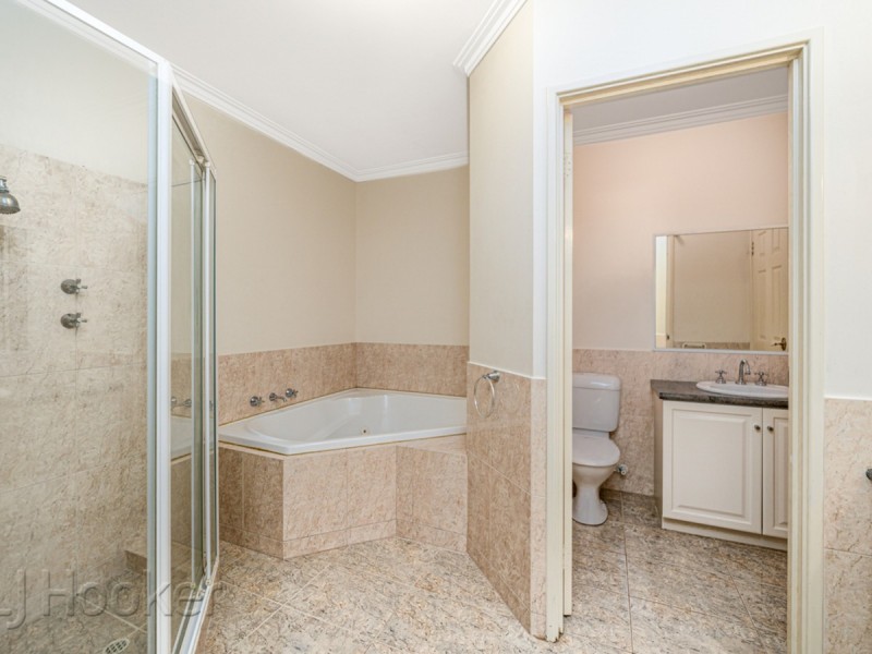 16 Haig Park Circle, East Perth WA 6004