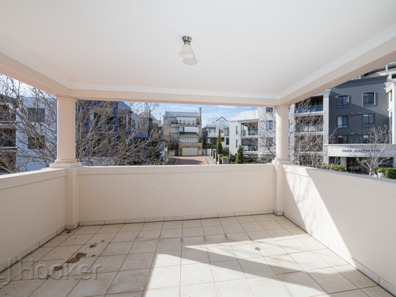 16 Haig Park Circle, East Perth WA 6004