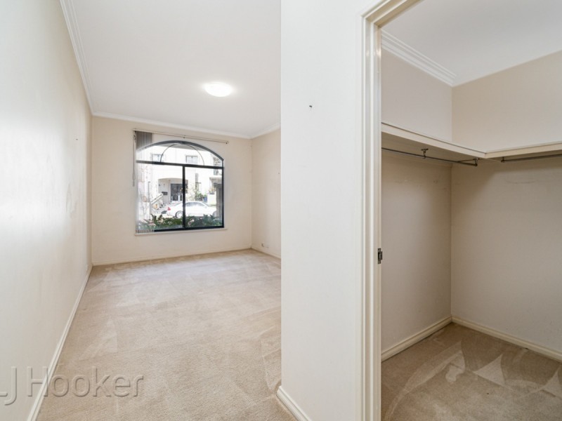 16 Haig Park Circle, East Perth WA 6004