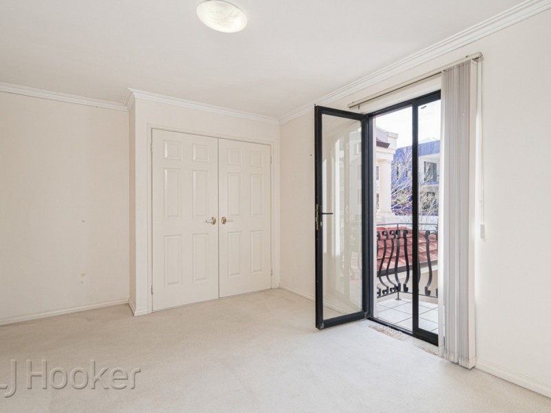 16 Haig Park Circle, East Perth WA 6004