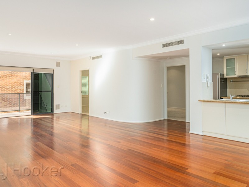 13/118 Royal Street, East Perth WA 6004