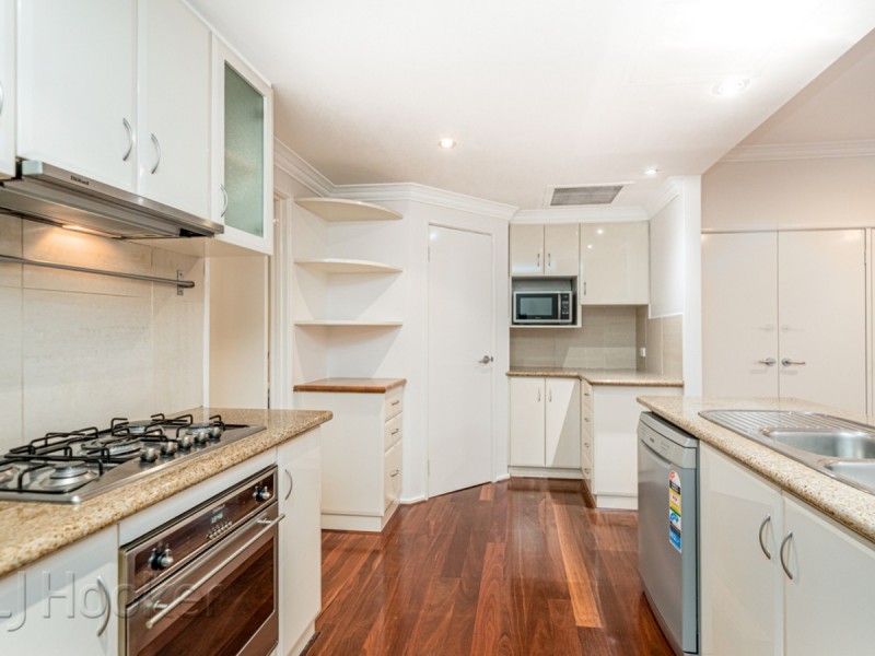 13/118 Royal Street, East Perth WA 6004