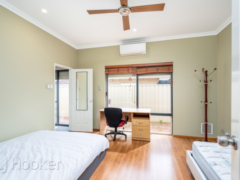 1/15 Queen Street, Bentley WA 6102