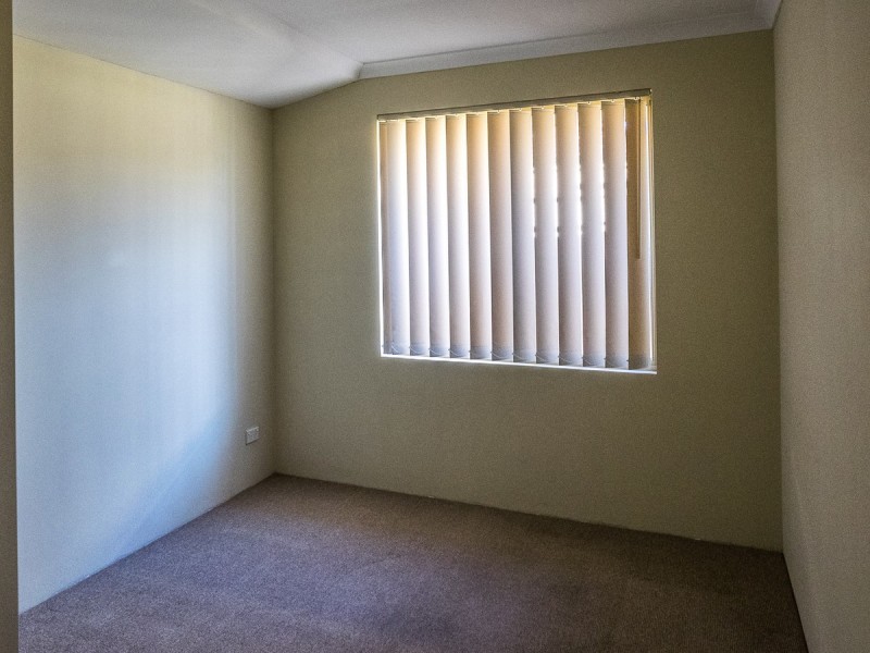 1/24 Eastdene Circle, Nollamara WA 6061