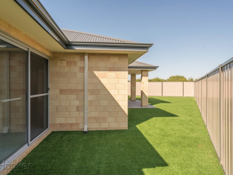 37 Miramar Way, Piara Waters WA 6112