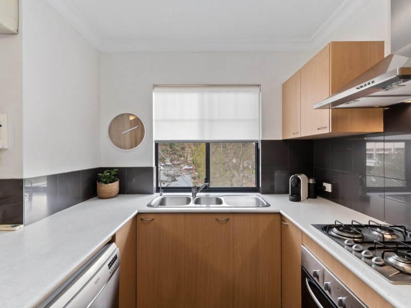 23/7 Bronte Street, East Perth WA 6004