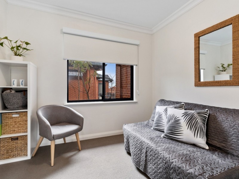 23/7 Bronte Street, East Perth WA 6004