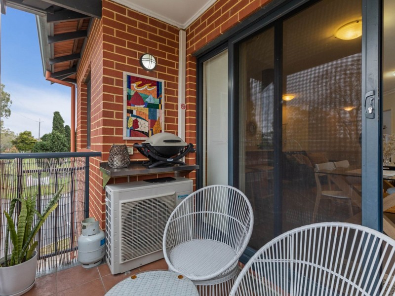 23/7 Bronte Street, East Perth WA 6004