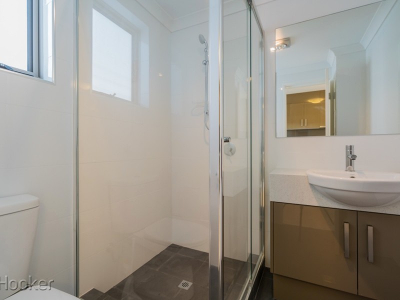 2/9 Henry Street, East Cannington WA 6107