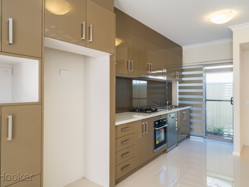 2/9 Henry Street, East Cannington WA 6107