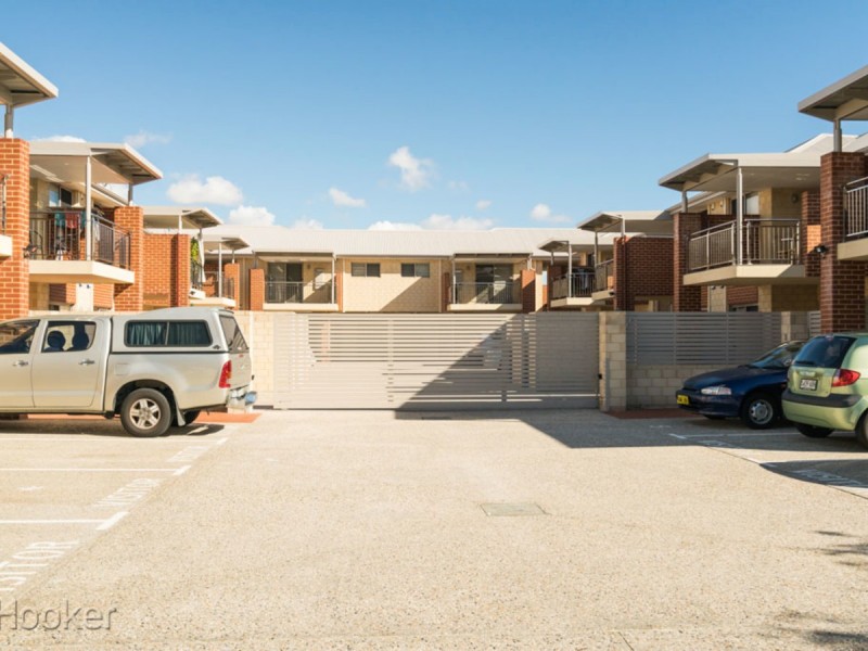 2/9 Henry Street, East Cannington WA 6107