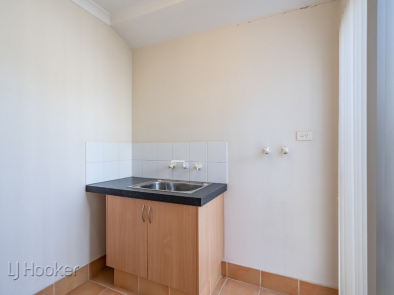 9F Doust Street, Cannington WA 6107