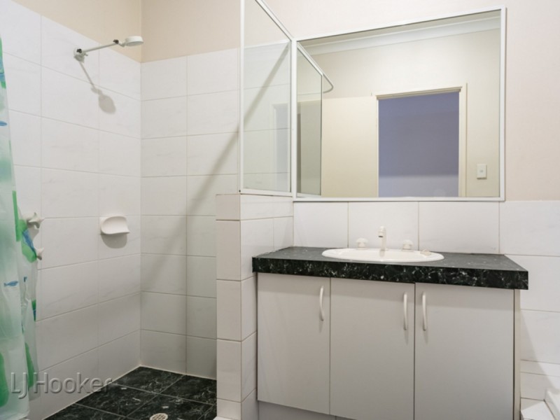 9F Doust Street, Cannington WA 6107