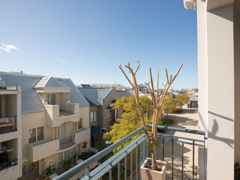 7/26 Saunders Street, East Perth WA 6004