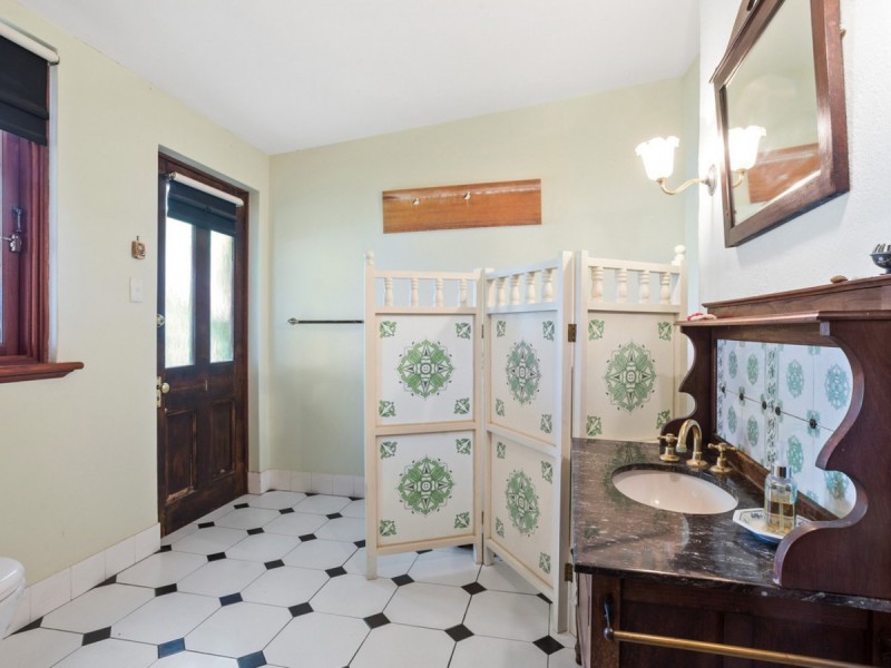 11 Wesley Street, South Fremantle WA 6162