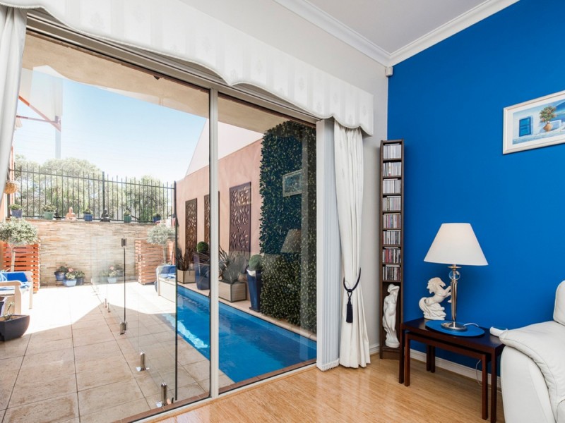 25 Tully Road, East Perth WA 6004